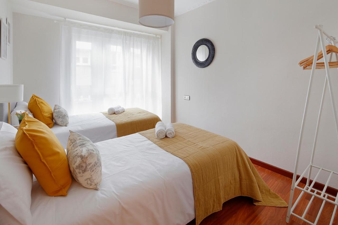 115A - Amplia Vivienda En Playa San Lorenzo Gijon Exterior photo
