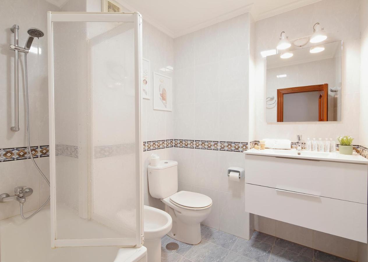 115A - Amplia Vivienda En Playa San Lorenzo Gijon Exterior photo
